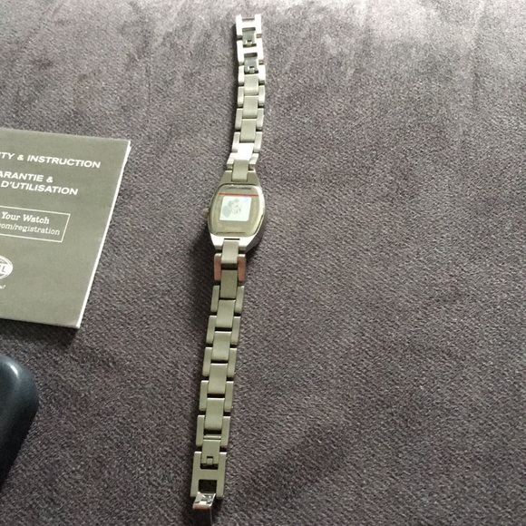 NFL women’s Houston Texans watch - Picture 5 of 6